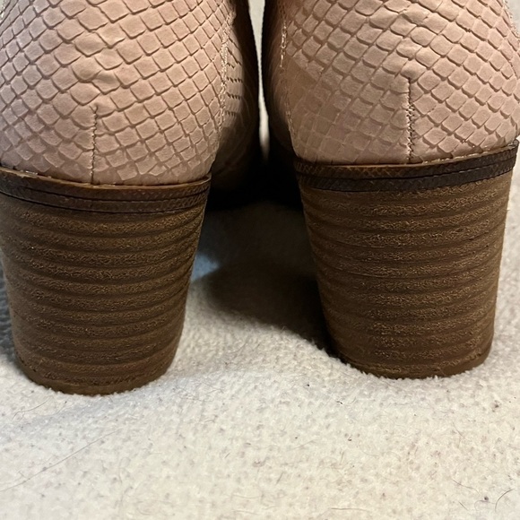 DL Dirty Laundry Pink Boots Sz 8 - Picture 9 of 11
